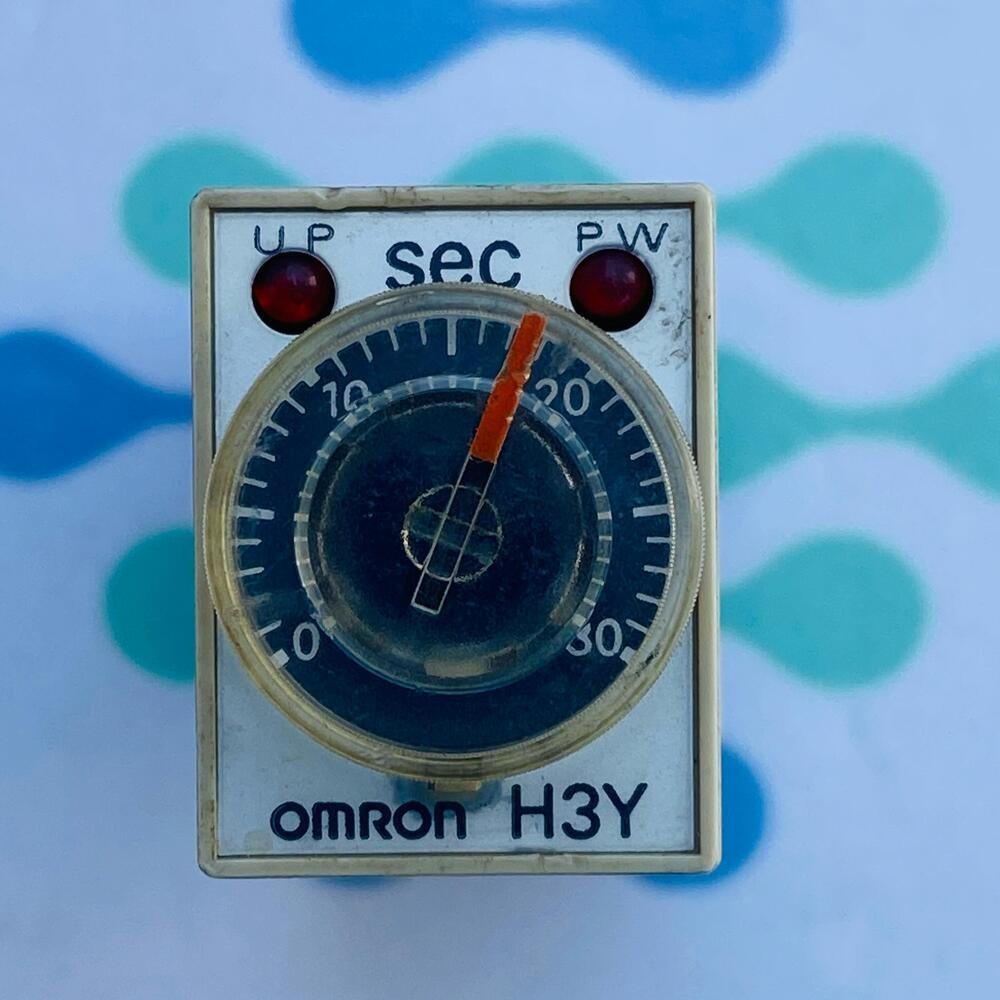 Omron H3Y-4 | Timer