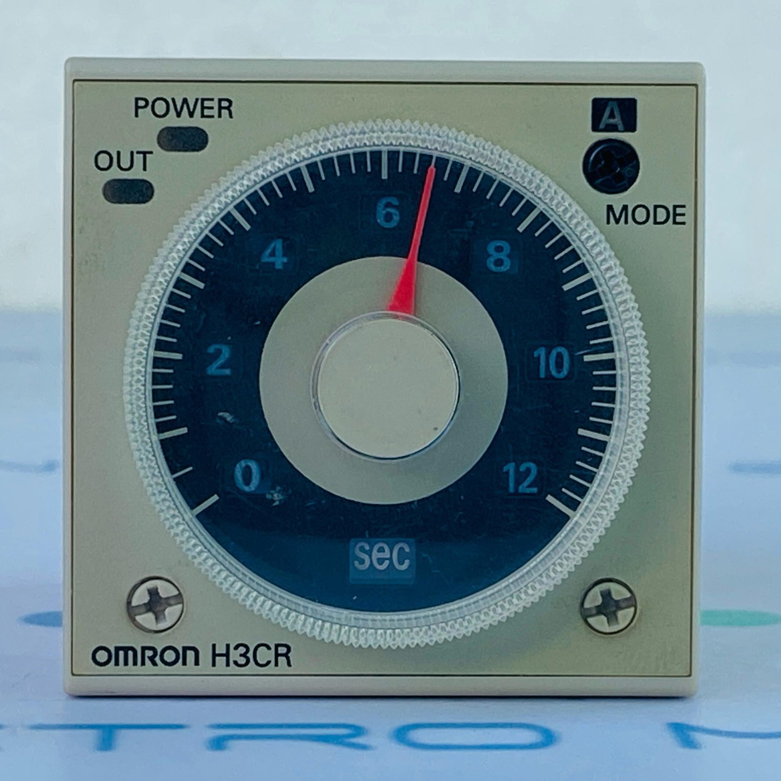 Omron H3CR-A8E | Timer